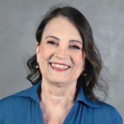 Dra Maria Lúcia